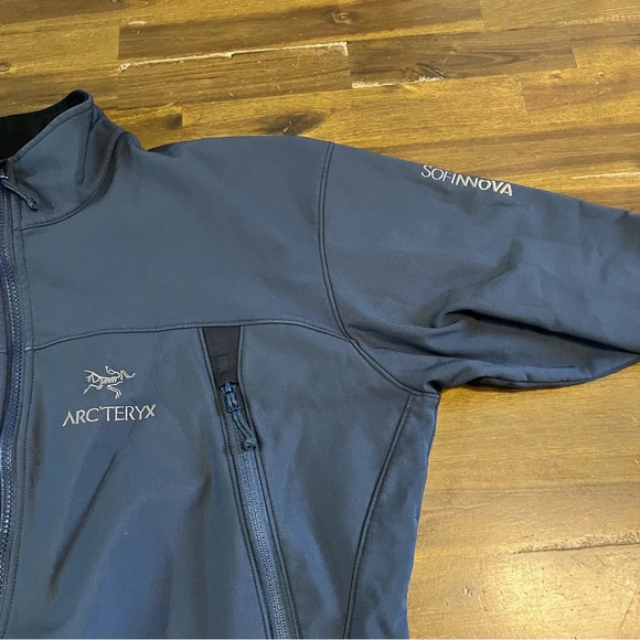 Arc’teryx Gamma SV Jacket Full Zip - Picture 13 of 15